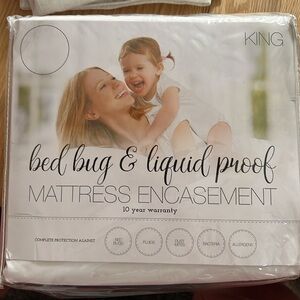Bed Bug & Liquid Proof Mattress Encasement - White
